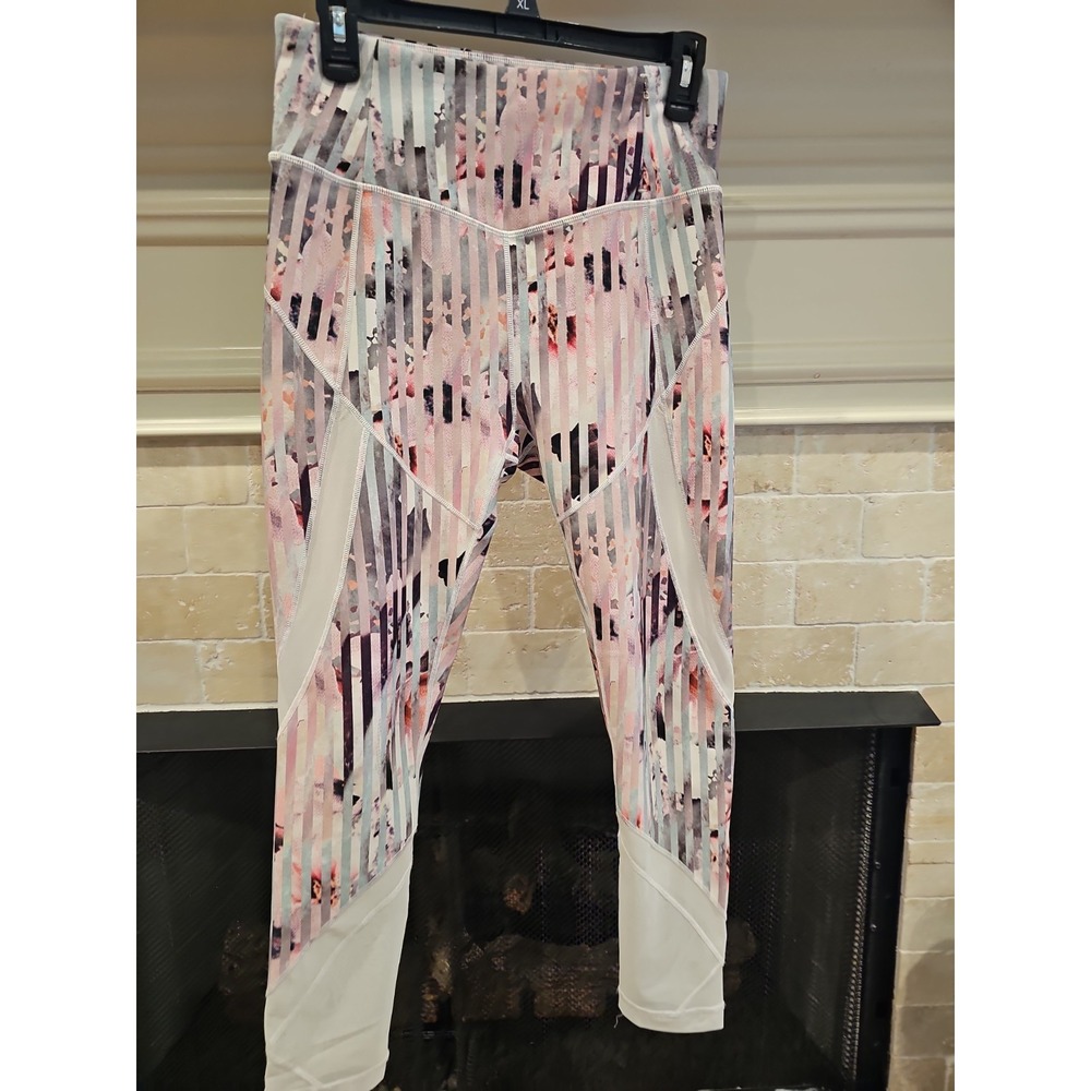 Calia by Carrie Underwood Women's M Pink/Cream Floral Ankle Leggings EUC